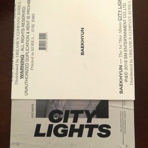 BAEKHYUN ‘city lights’ day vers